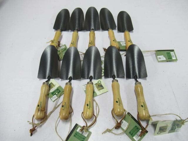Carbon steel hand trowel