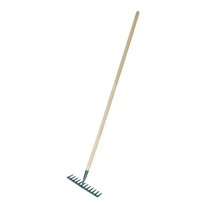 Rastrell de fusta de jardí